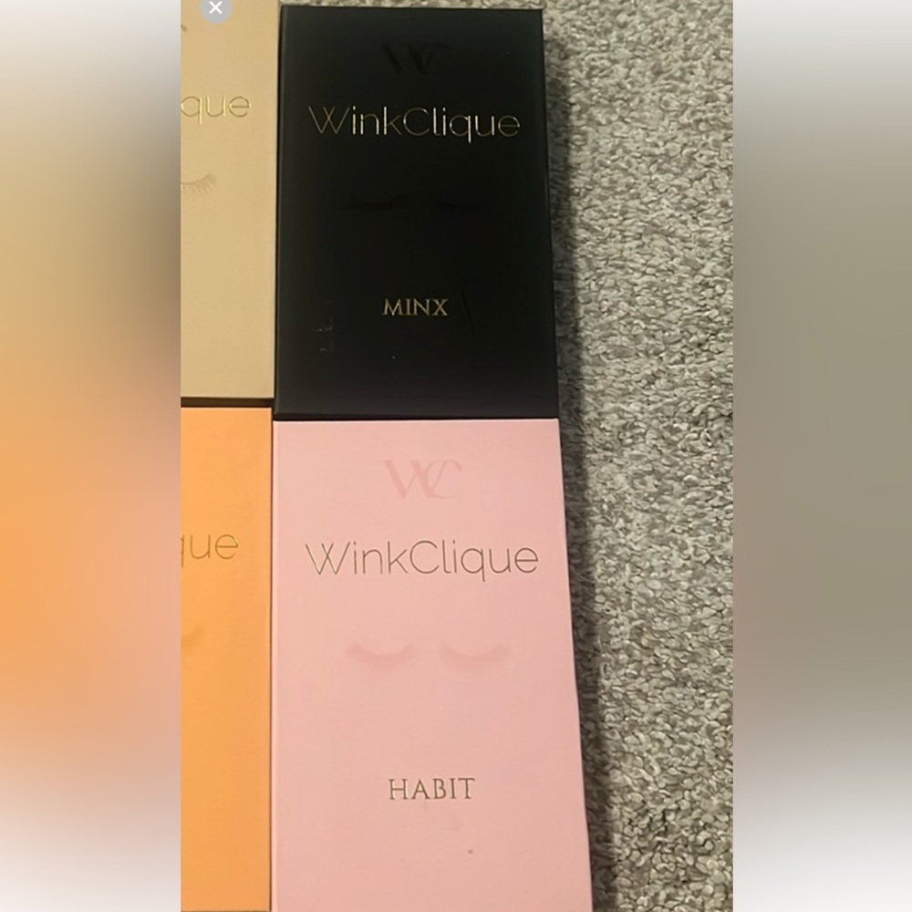2 sets of winkclique lashes